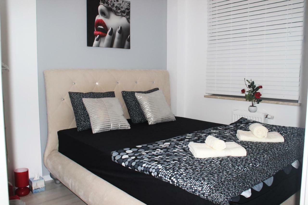 Delux Apartment Kielce Exterior photo